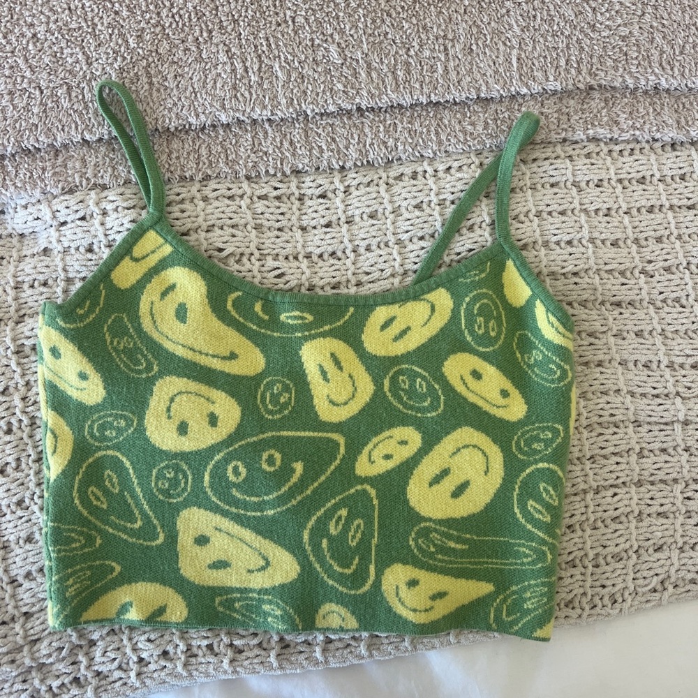 PacSun Green and Yellow Smiley Face Knit Top